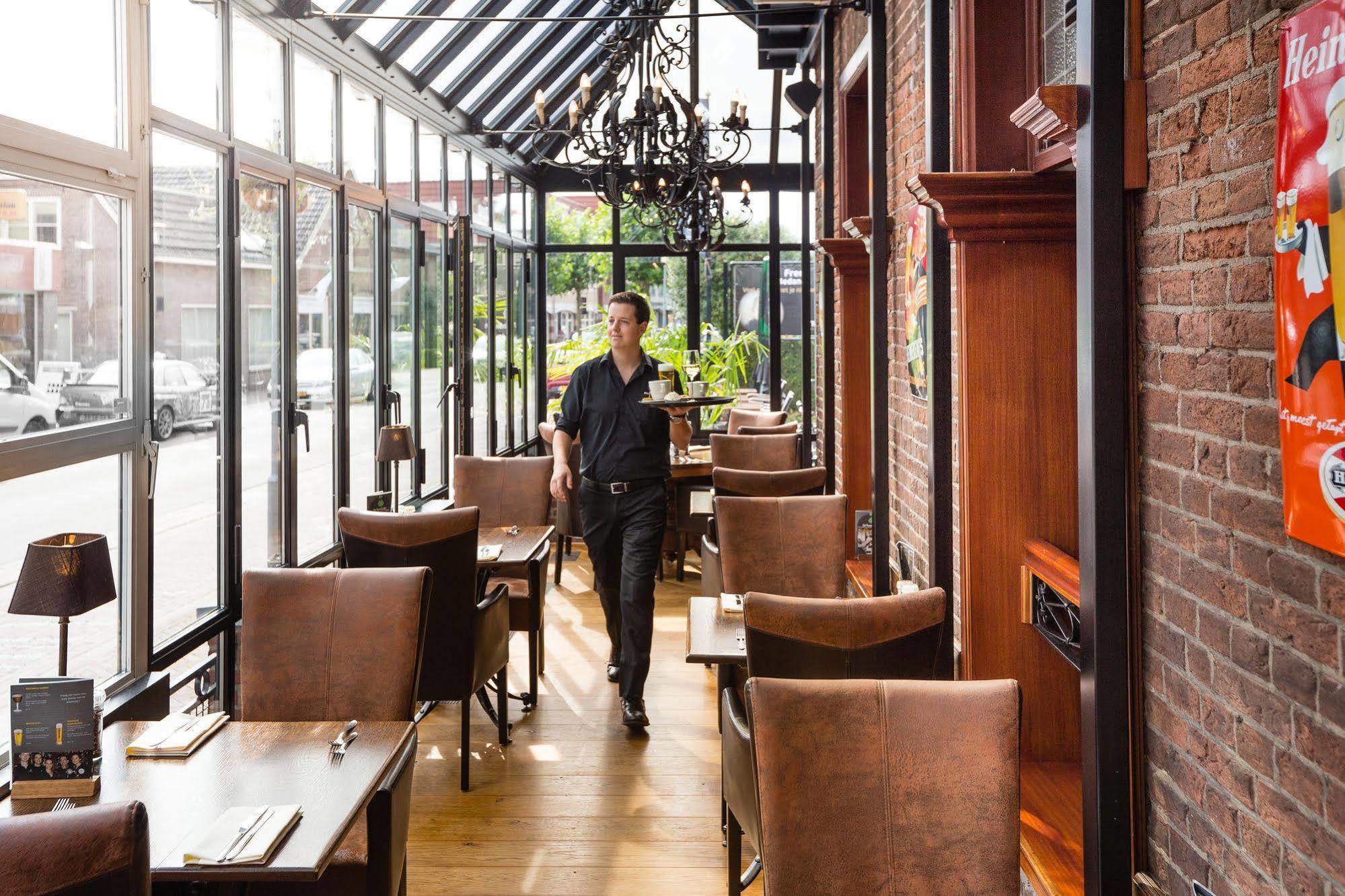 De Twee Linden Hotel Beneden-Leeuwen Екстериор снимка